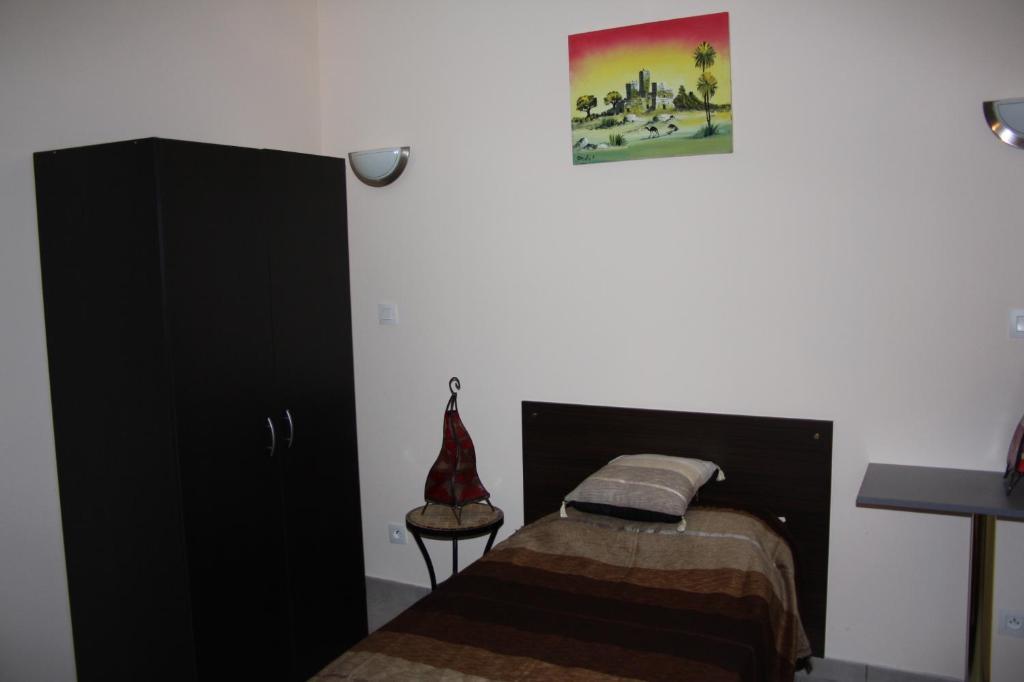 Hotel L'Acilya Roussillon  Zimmer foto